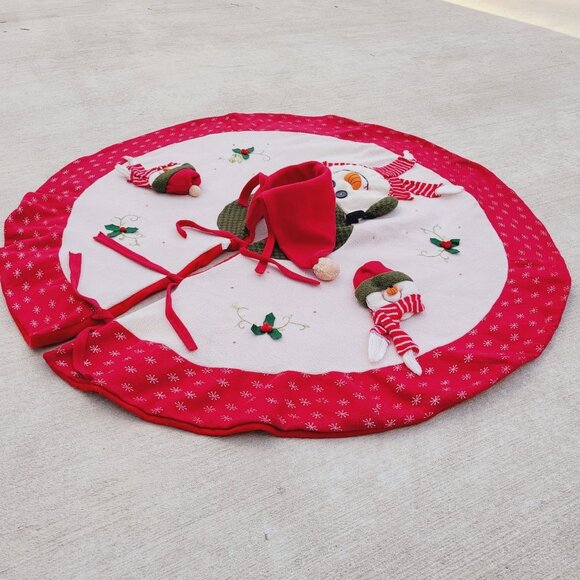 Vintage Snowman Plush Christmas Tree Skirt Red White - Picture 9 of 9